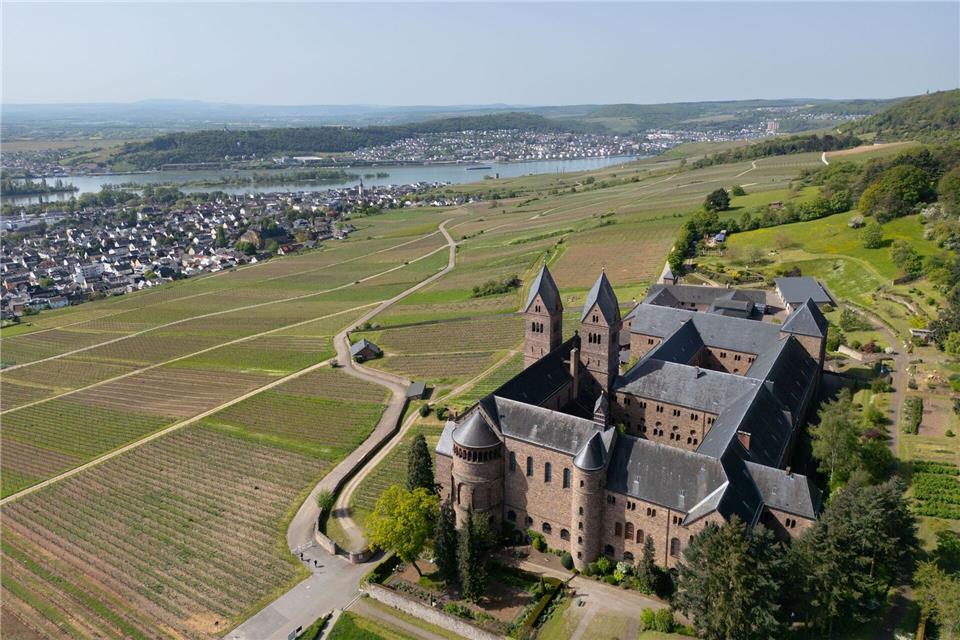 Eines der Klöster auf dem Rheingauer Klostersteig: St. Hildegard. (Archivbild)Boris Roessler/dpa