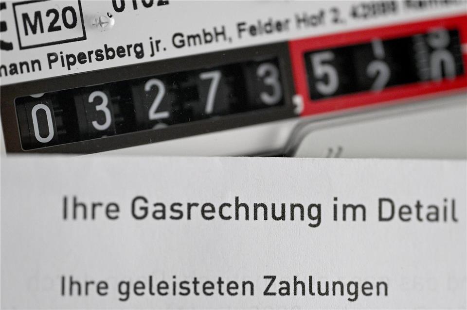 Einige Gas-Kunden könnten wegen überhöhter Tarife eine Kompensation erhalten. (Symbolbild)Bernd Weißbrod/dpa