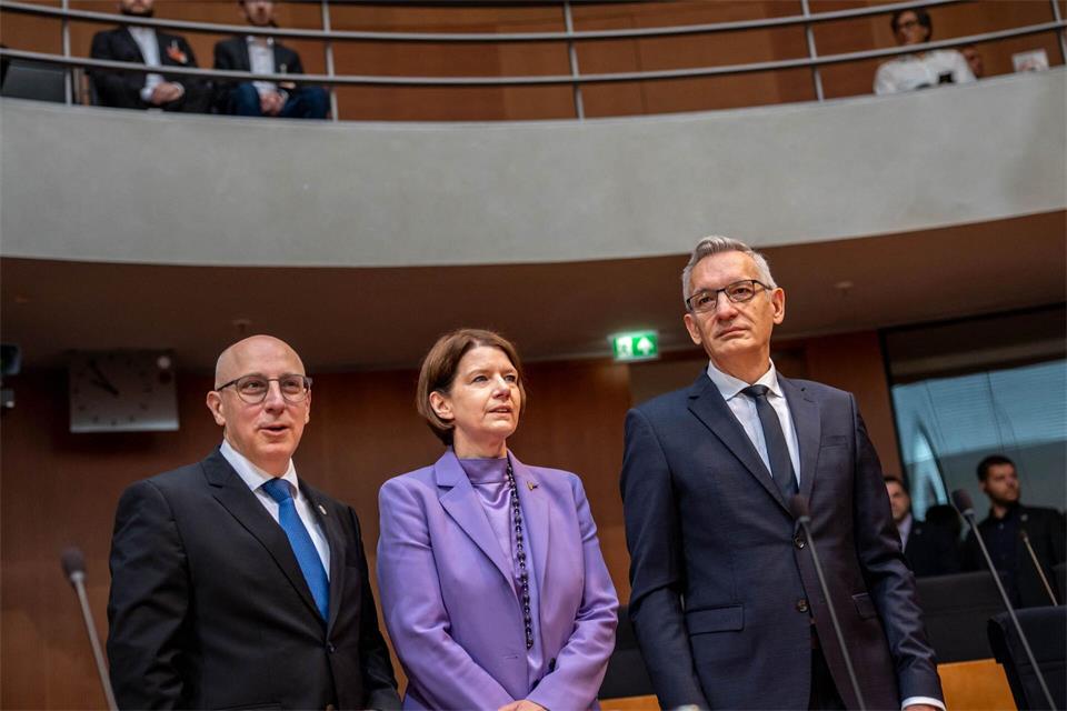 Einmal pro Jahr findet die Befragung der Spitzen der deutschen Nachrichtendienste im Bundestag öffentlich statt.Michael Kappeler/dpa
