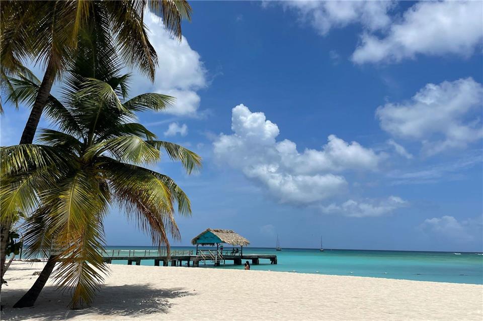 Einsamkeit am Pigeon Point. An Festtagen kann es hier aber voller werden. Dann kommen Besucher von der Hauptinsel Trinidad.Manuel Meyer/dpa-tmn