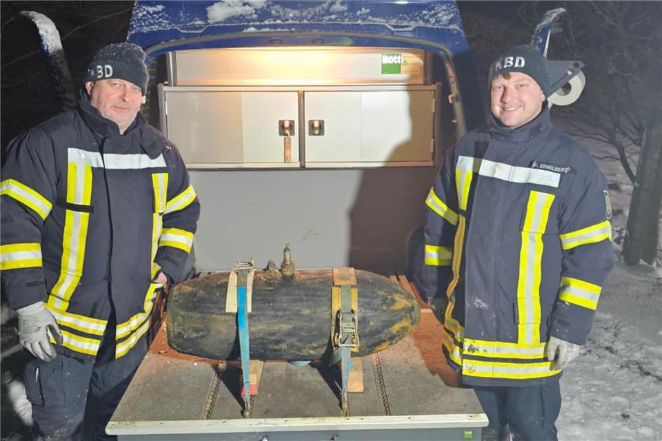Einsatzkräfte des Kampfmittelbeseitigungsdienstes entschärften in Heiden eine Weltkriegsbombe.