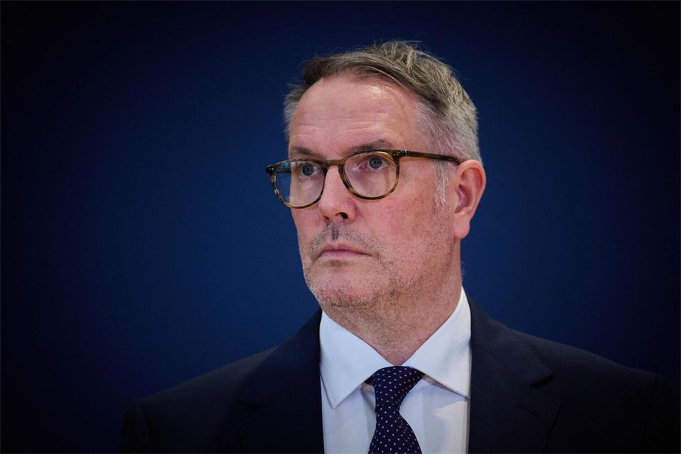 Einstimmig: Schweitzer ist für den SPD-Landesvorsitz nominiert worden. (Archivbild)Bernd von Jutrczenka/dpa