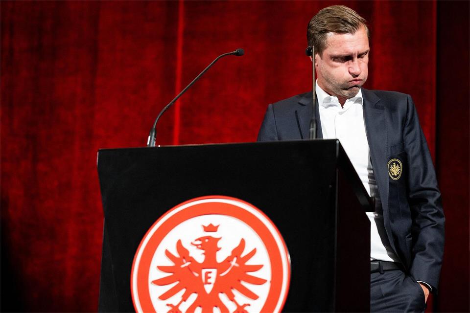 Eintracht Frankfurt hat die Suche nach einem Nachfolger von Sportvorstand Markus Krösche auf zwei Kandidaten eingegrenzt. (Archivbild)Florian Wiegand/dpa