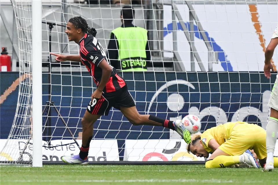 Eintracht Frankfurts Jean-Mattéo Bahoya brillierte zum Auftakt der Fußball-Bundesliga.Arne Dedert/dpa