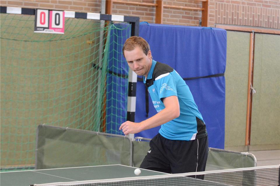 Einzel gewonnen, mit dem TV Borken jedoch 4:9 im Derby beim VfL Rhede verloren: Carsten Ebbert.