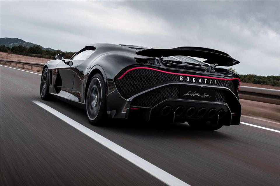 Einzelstück: Das „La Voiture Noire“ wurde als Hommage an den berühmten Bugatti Type 57 SC Atlantic kreiert.Bugatti/dpa-tmn