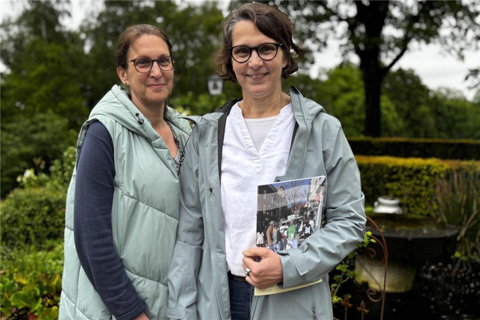 Elena Nienhaus-Flecke (links) und die hauptamtliche Koordinatorin Stephanie Müller vom Kinderhospizdienst Königskinder kümmern sich um durch Krankheit belastete Familien.