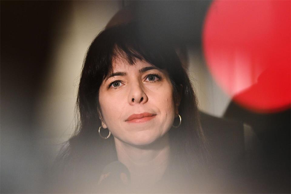 Elif Eralp will Regierende Bürgermeisterin von Berlin werden. Britta Pedersen/dpa