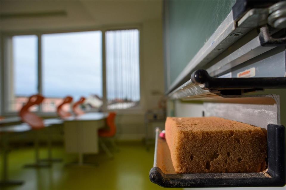 Elternvertreter sehen Schüler heute bereits sehr engagiert in Bezug auf die Sauberkeit an Schulen. (Symbolbild)Klaus-Dietmar Gabbert/dpa-Zentralbild/ZB