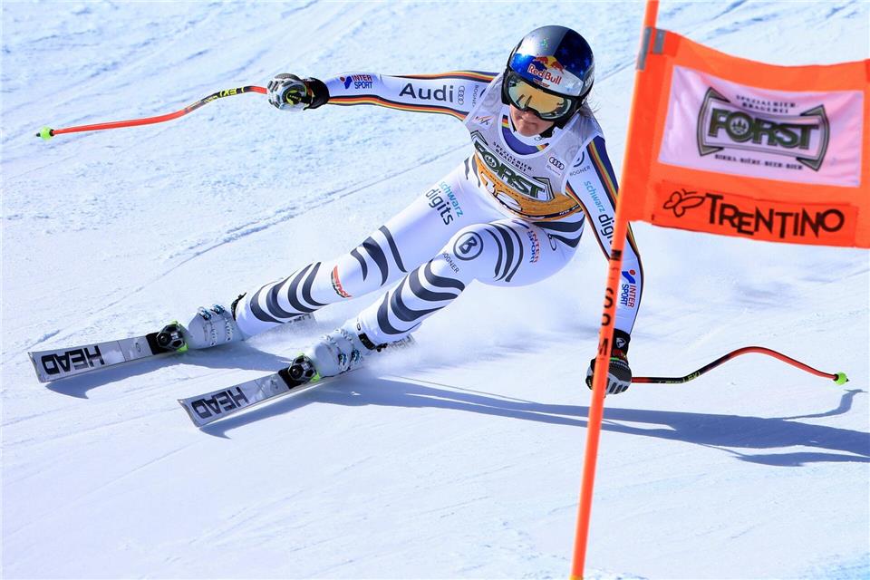 Emma Aicher enttäuscht bei der Weltcup-Abfahrt in Italien. Luciano Bisi/AP/dpa
