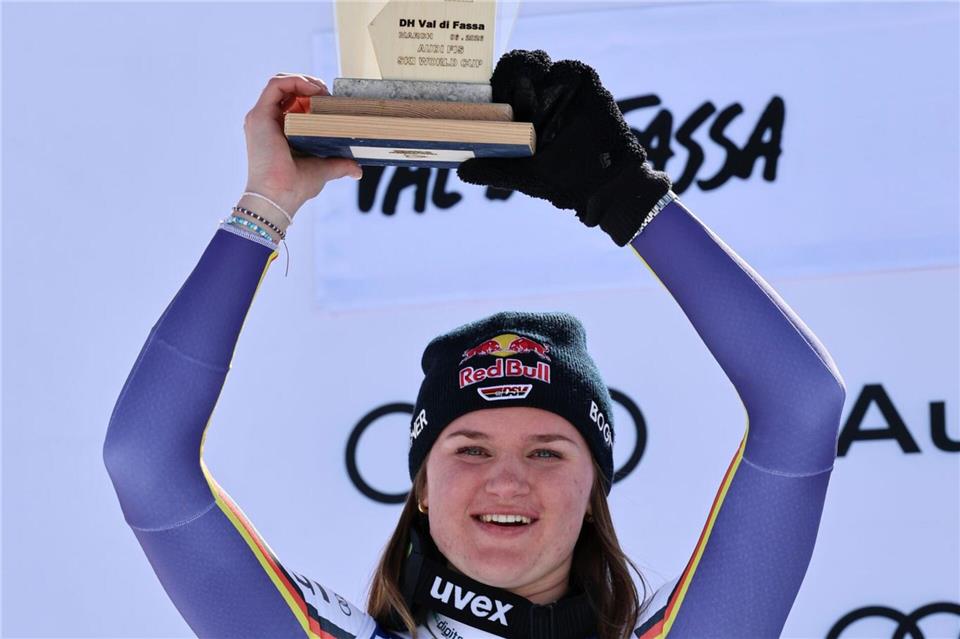Emma Aicher könnte in Norwegen auch den Abfahrts-Weltcup gewinnen. (Archivbild)Marco Trovati/AP/dpa