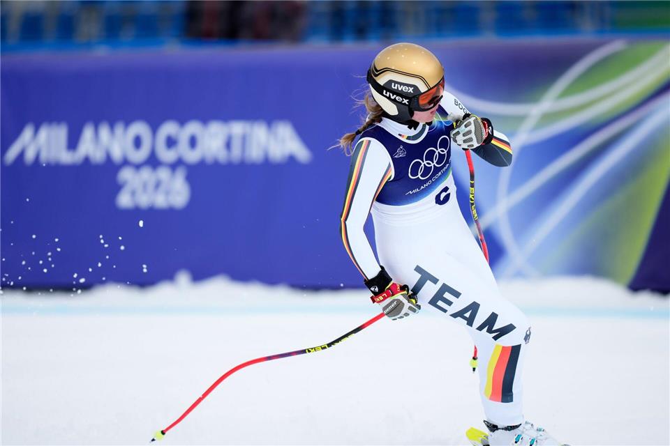 Emma Aicher tut sich im ersten Training mit der Piste in Cortina d’Ampezzo noch schwer.Giovanni Auletta/AP/dpa