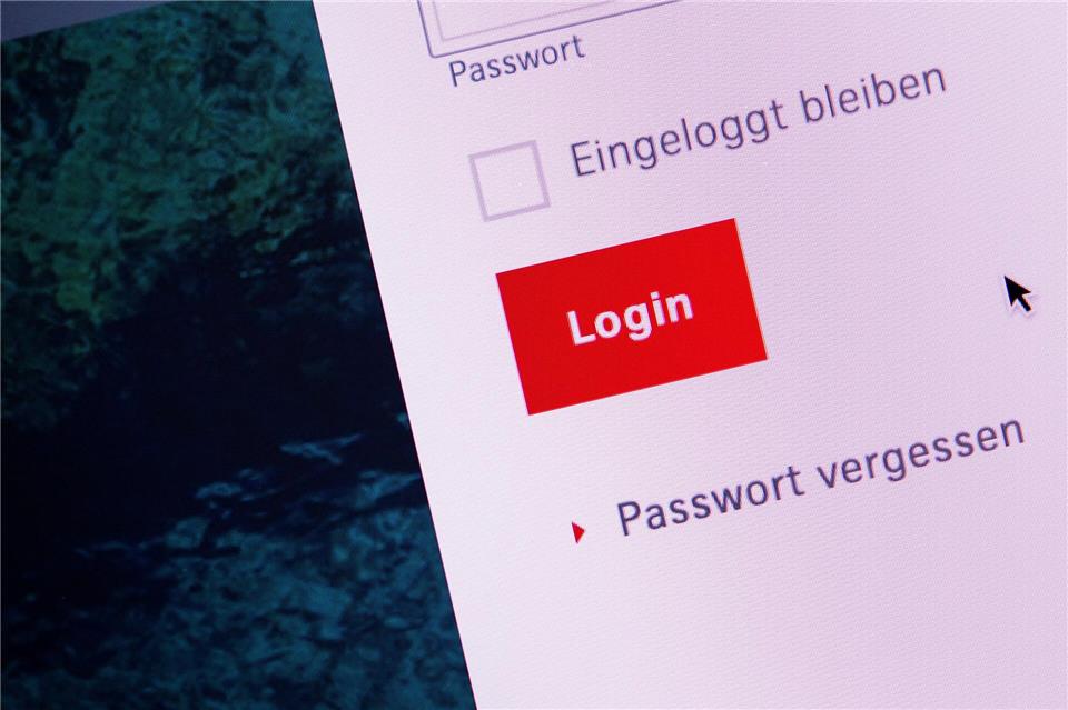 Streaming, Bank, Mail: Wann eine Kontosperre zulässig ist Empfinden Verbraucherinnen und Verbraucher eine Account-Sperrung als unberechtigt, können sie sich dagegen wehren. Catherine Waibel/dpa-tmn