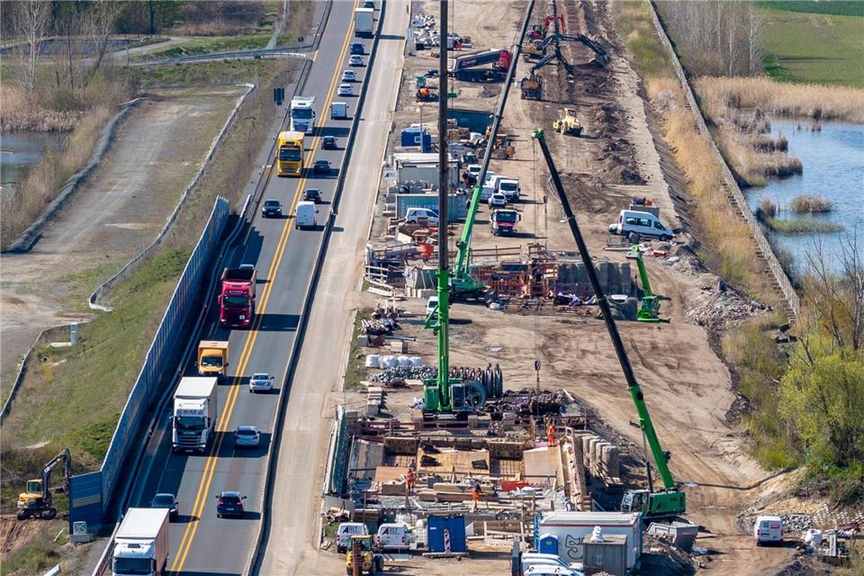 Endgültig fertig soll die A72 Ende 2027 sein. Jan Woitas/dpa