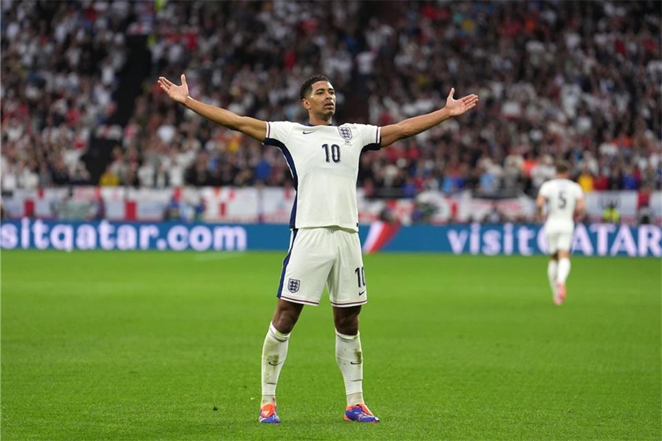 Englands Jude Bellingham erzielte das erste Tor der Three Lions bei der EM.