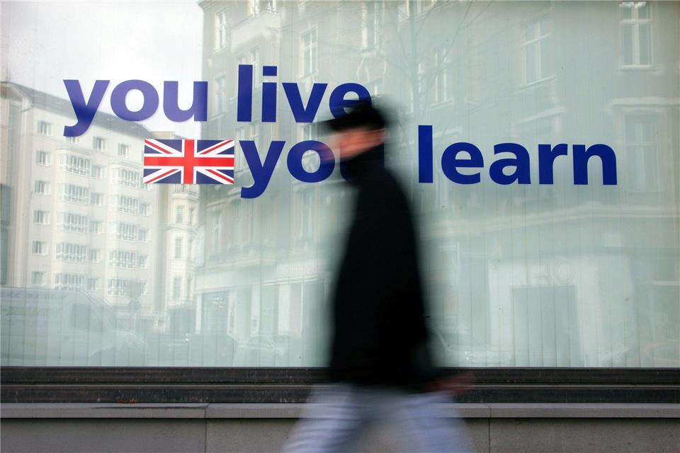 Englisch eingerostet? Wer gute Argumente parat hat und die Fremdsprache auch im beruflichen Kontext nutzt, kann seinen Chef vielleicht von einer Kostenübernahme für den Sprachkurs überzeugen.picture-alliance/ ZB