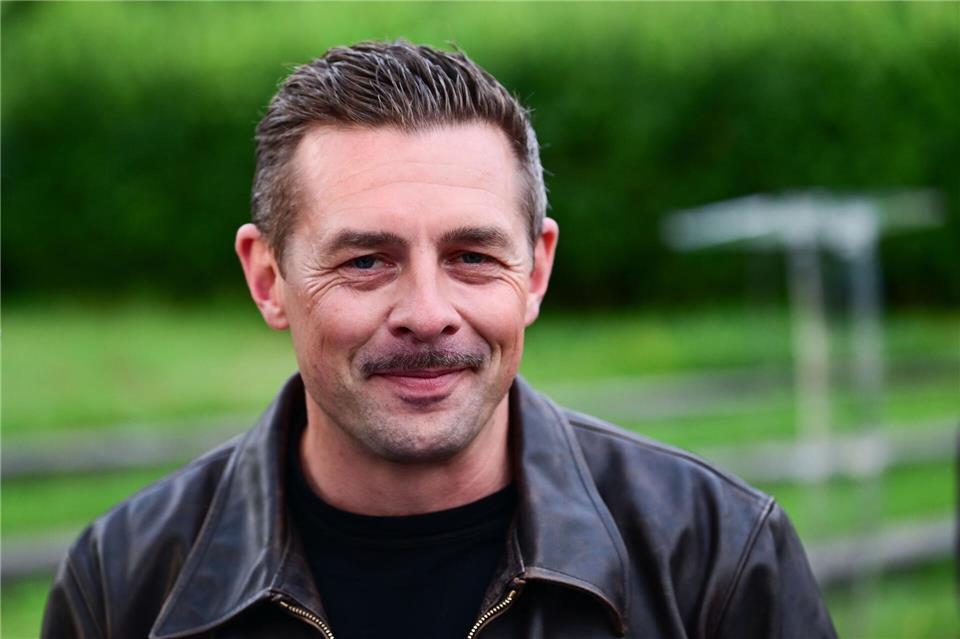 Entertainer Klaas Heufer-Umlauf will den Hang zum Prahlen von seinem Vater geerbt haben. (Archivbild)Sebastian Christoph Gollnow/dpa