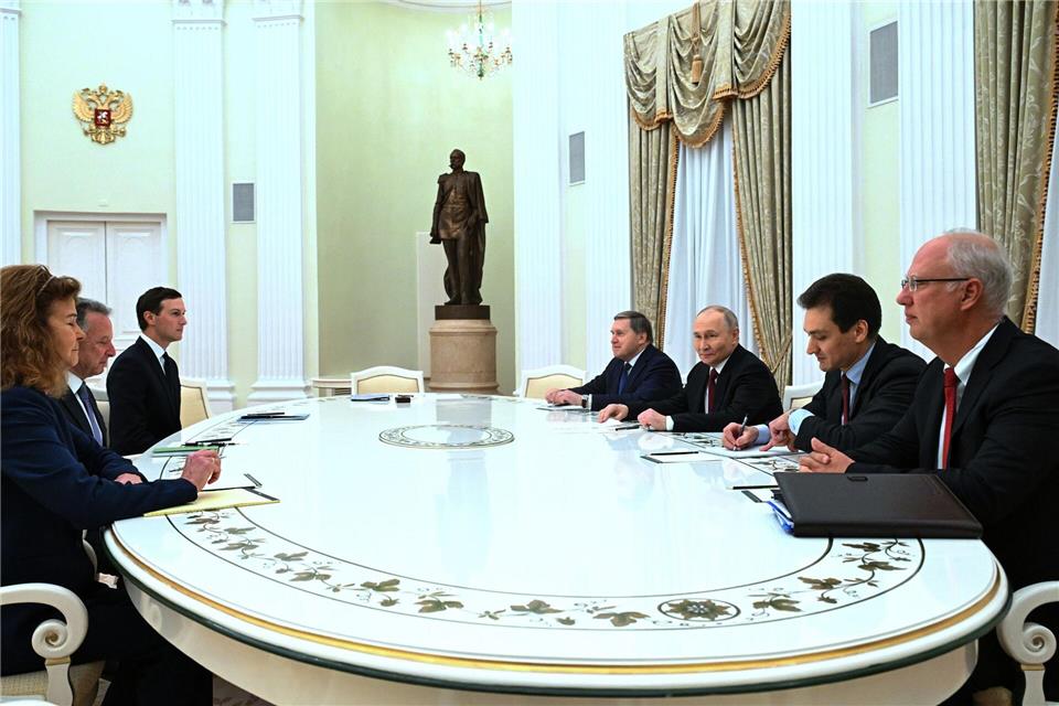 Entscheidende Gespräche? Putin empfängt den US-Gesandten Kristina Kormilitsyna/Sputnik, Kremlin Pool via AP/dpa