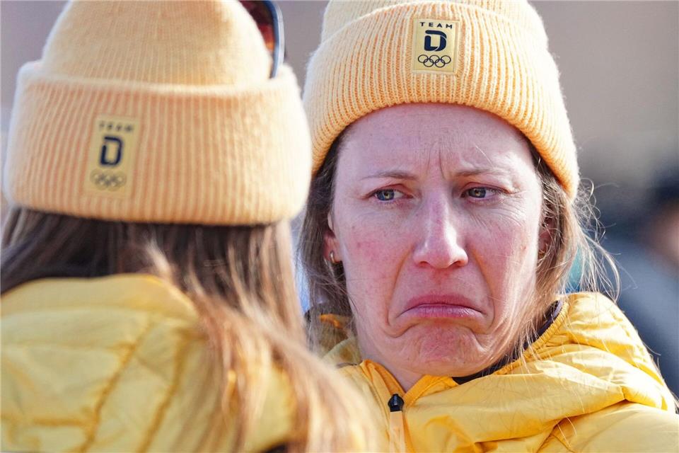 Enttäuschte Gesichter wie das von Skirennfahrerin Lena Dürr gab es zuletzt bei den Winterspielen von vielen deutschen Sportlerinnen und Sportlern.Michael Kappeler/dpa