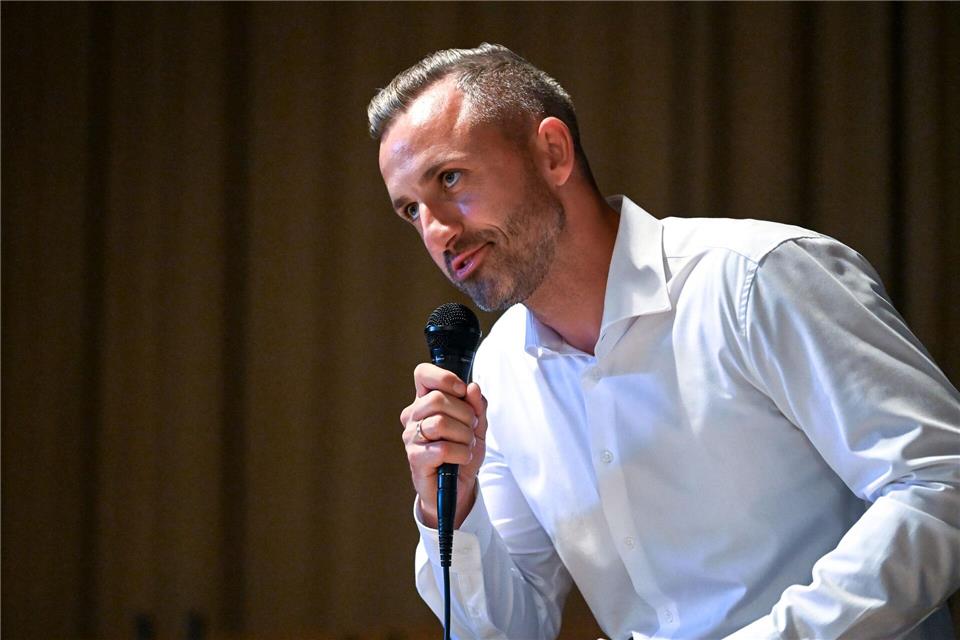 Er wolle sich „selbstverständlich nicht“ durch eine Enthaltung des BSW im dritten Wahlgang zum Ministerpräsidenten wählen lassen, sagt Siegmund. (Archivbild)Heiko Rebsch/dpa