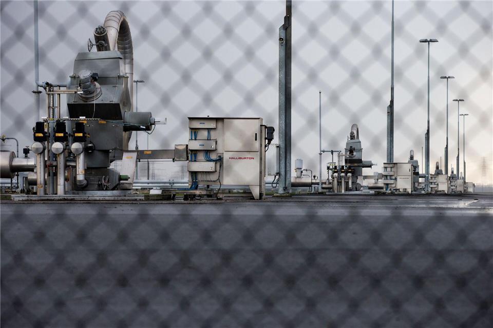 Erdbeben sind in der Provinz an der Grenze zu Niedersachsen keine Seltenheit: Sie werden durch die jahrzehntelange Förderung von Erdgas in der Region verursacht. (Archivbild)Peter Dejong/AP/dpa