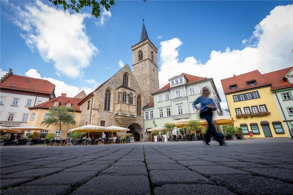 Erfurt erzielt 2025 einen neuen Rekord und wächst laut Stadtmarketing stärker als jede andere Region im Thüringer Tourismus. (Archivbild)Jacob Schröter/dpa
