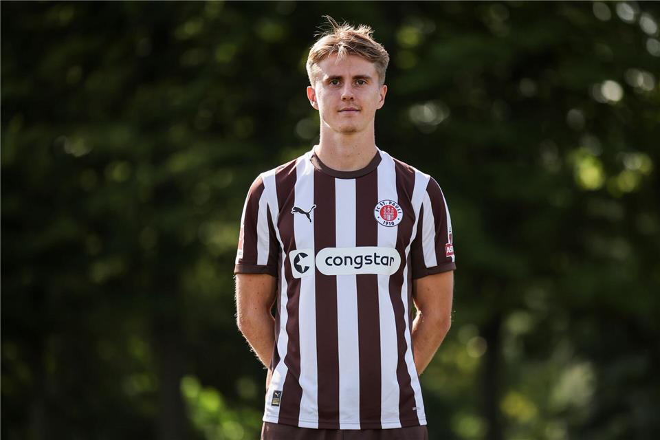 Erik Ahlstrand vom FC St. Pauli wechselt auf Leihbasis in die Niederlande. (Archivbild)Christian Charisius/dpa