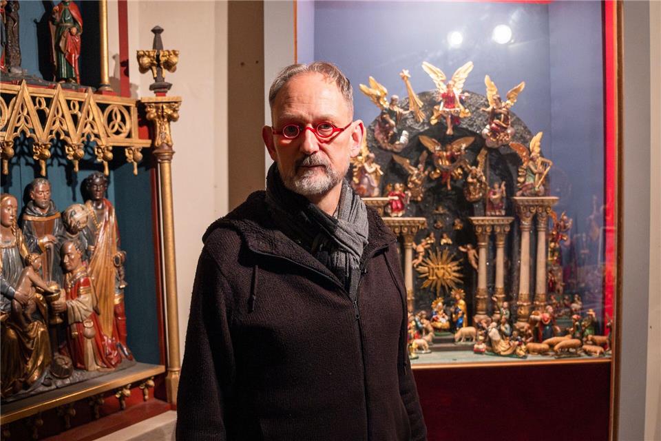 Erk Baumann gründete das Bamberger Krippenmuseum im Jahr 2001 und ist gleichzeitig Museumsleiter, Restaurator und Kurator. (Archivbild)Daniel Vogl/dpa