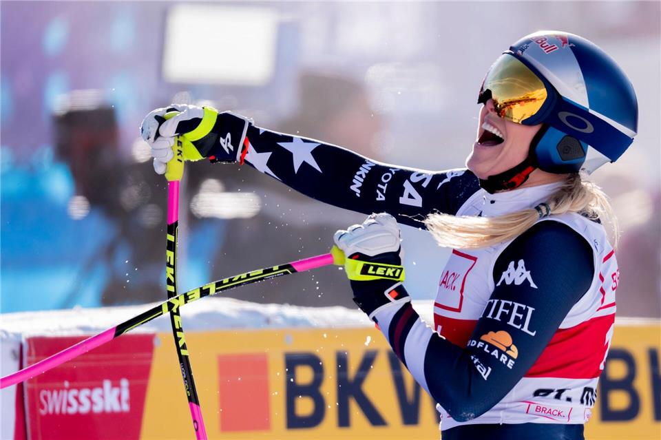 Erleichterung pur: Lindsey Vonn bejubelt ihren insgesamt 83. Weltcup-Sieg.Claudio Thoma/KEYSTONE/dpa