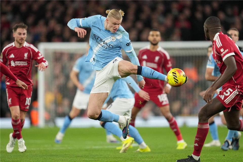 Erling Haaland erzielt das erste Tor.Jon Super/AP/dpa