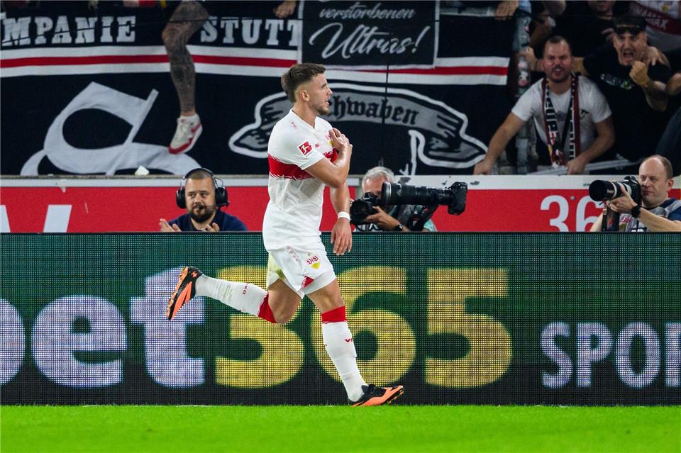 Demirovic glänzt: VfB verhindert St. Paulis Sprung auf eins Ermedin Demirovic lässt Stuttgart jubeln.Tom Weller/dpa