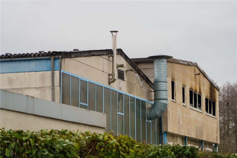 Ermittler schließen vorsätzliche Brandstiftung aus.Andreas Arnold/dpa