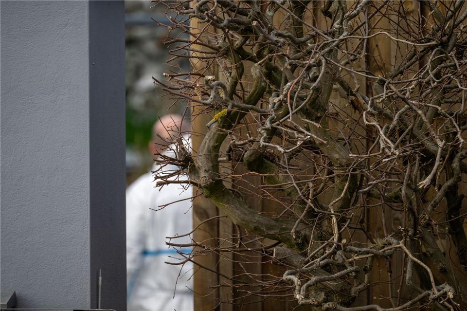 Ermittler waren vor Ort.Pia Bayer/dpa