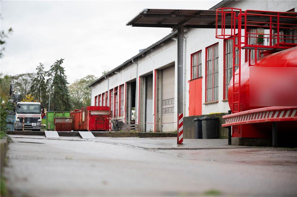 Erneut war die Polizei im Fall des toten Fabian in der Region Güstrow sichtbar aktiv. Philip Dulian/dpa