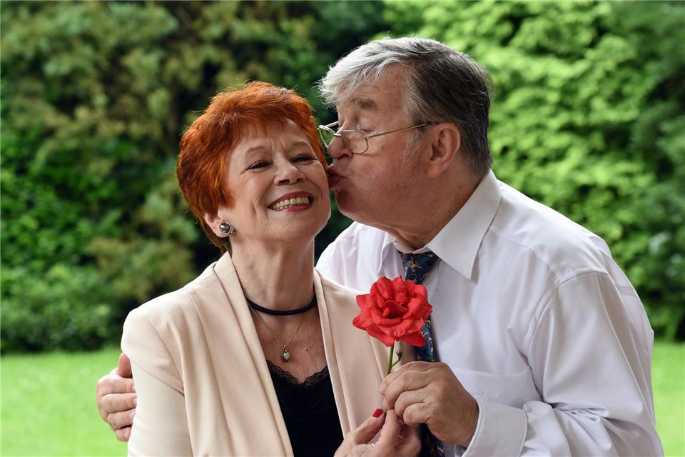 Unsterblich mit „Knieritz an der Knatter“: Ernst Hilbich Ernst Hilbichs Frau Lotti Krekel starb bereits im Jahr 2023. (Archivbild) Horst Ossinger/dpa