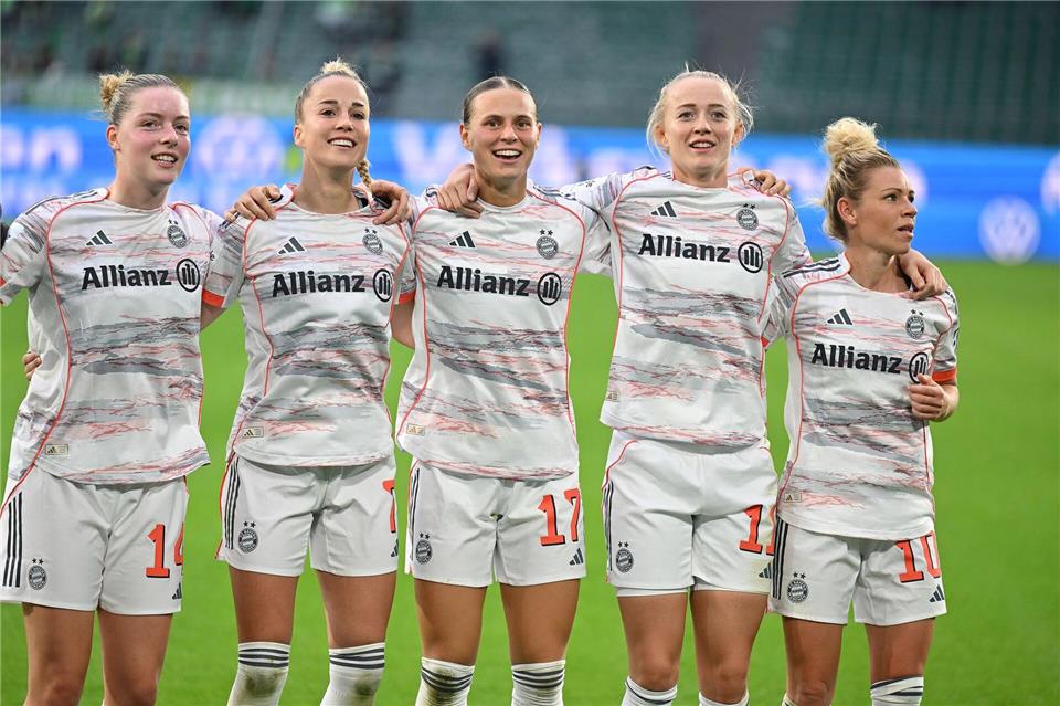 Erreichen das Pokal-Viertelfinale: Die Bayern-Frauen. (Archivbild)Swen Pförtner/dpa