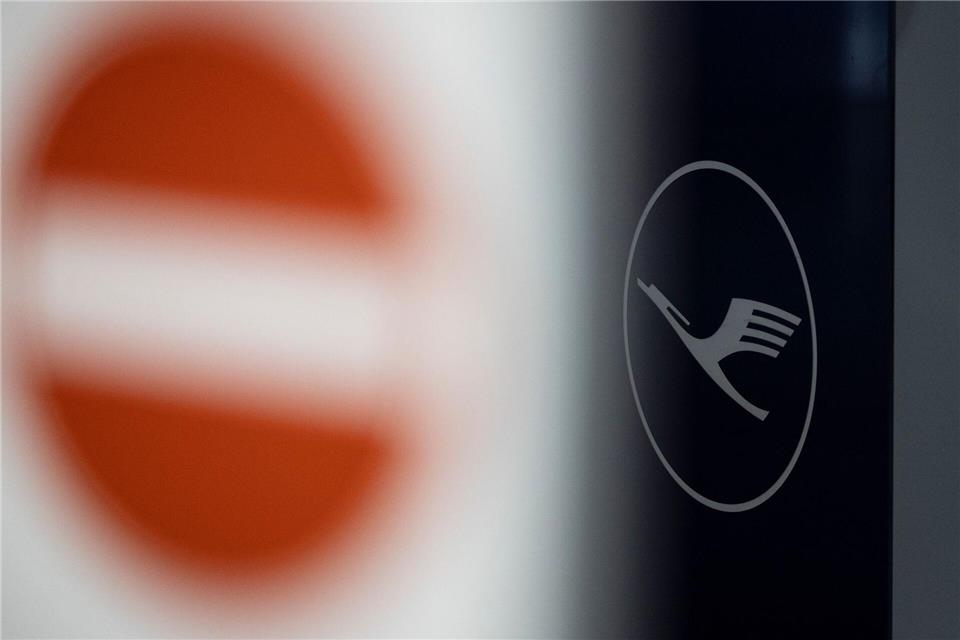 Ersatzbeförderung garantiert: Umbuchungen müssen schnellstmöglich auch auf Flüge anderer Airlines erfolgen.picture alliance/dpa