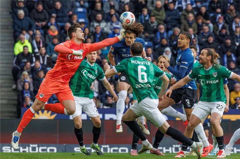 Ersatztorhüter Morten Behrens verlängerte bei Preußen Münster.Friso Gentsch/dpa