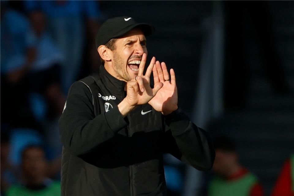 Erst im zweiten Jahr Chefcoach des SC: Julian Schuster.Lalo R. Villar/AP/dpa