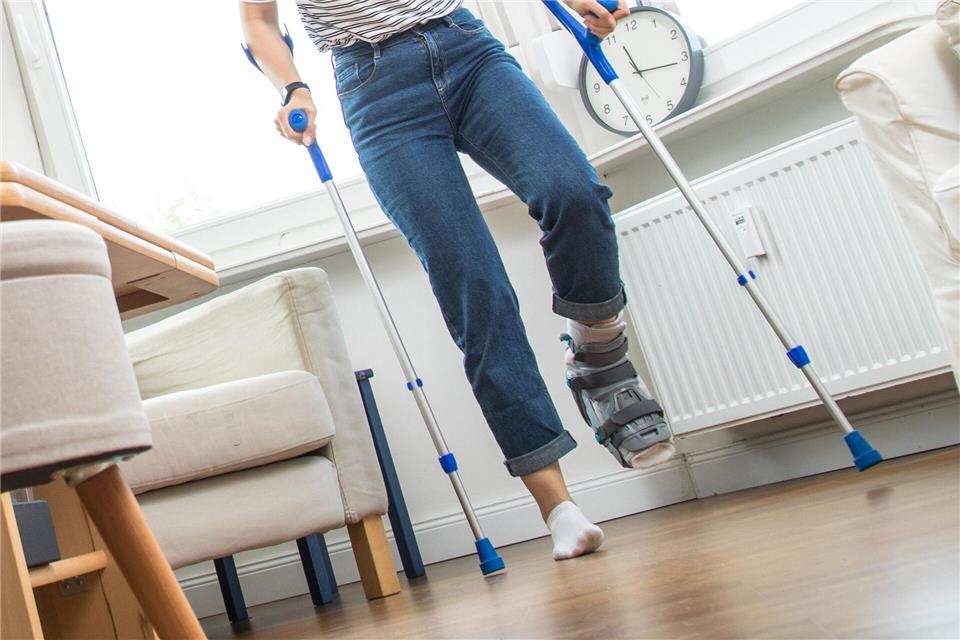 Erste Schritte nach dem Arbeits- oder Wegeunfall: Um was kümmert sich der Arbeitgeber und wo müssen Betroffene aktiv werden?picture alliance/dpa/dpa-tmn