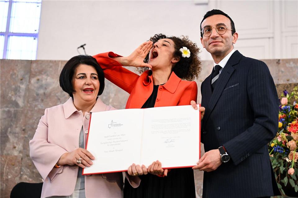 Erster Europäischer Paulskirchenpreis für Demokratie an iranische Journalistin verliehenFlorian Wiegand/dpa
