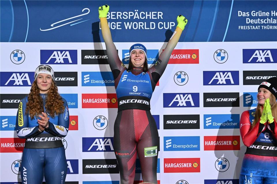 Erster großer Titel für Merle Fräbel (M).Martin Schutt/dpa