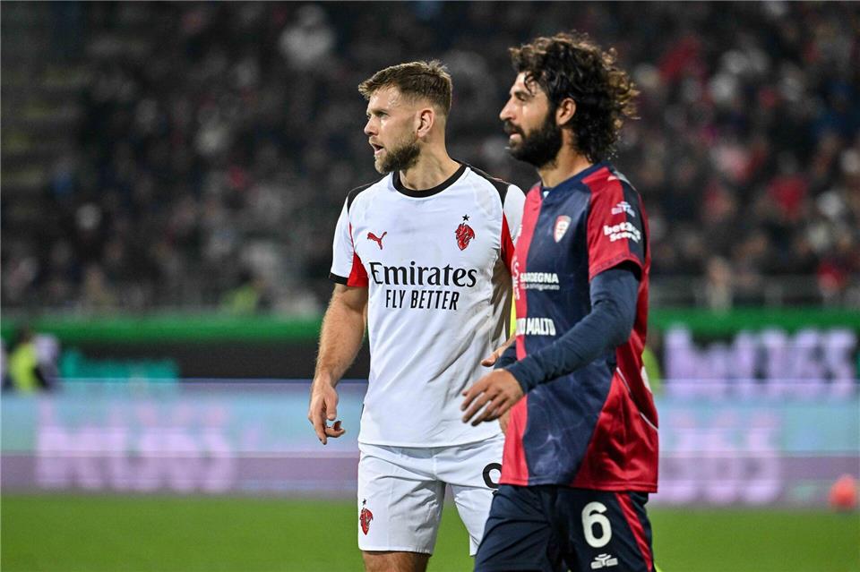 Erstes Spiel, erster Sieg - aber noch kein Tor: Milans neuer Stürmer Niclas Füllkrug (li.).Luigi Canu/LiveMedia-IPA/ZUMA Press Wire/dpa