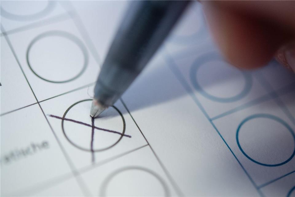 Erstmals dürfen Minderjährige bei der Landtagswahl ihr Kreuz machen.Sebastian Gollnow/dpa