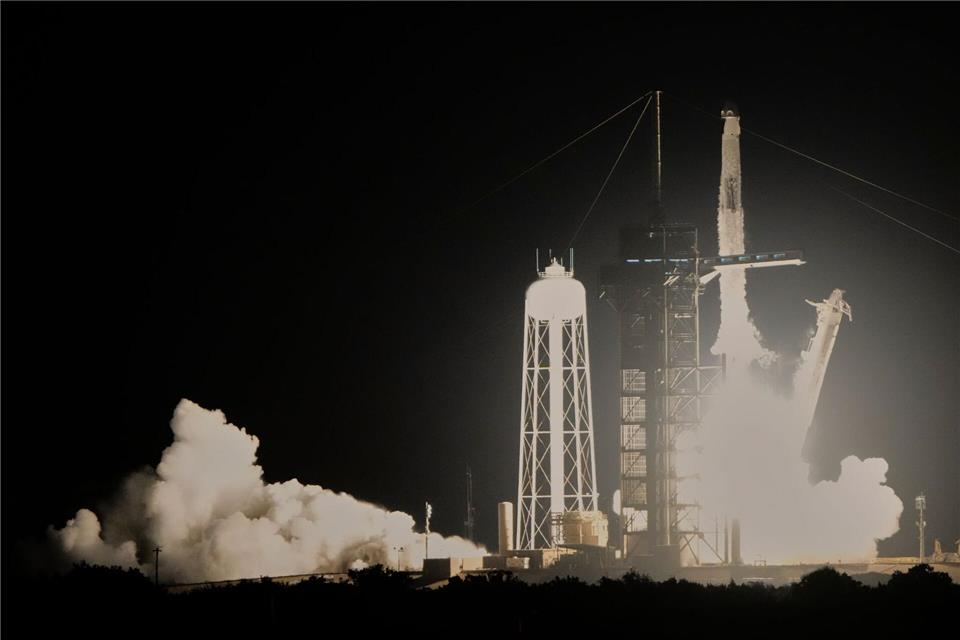 Erstmals sind ein Inder, ein Ungar und ein Pole zur Raumstation ISS gestartet.John Raoux/AP/dpa