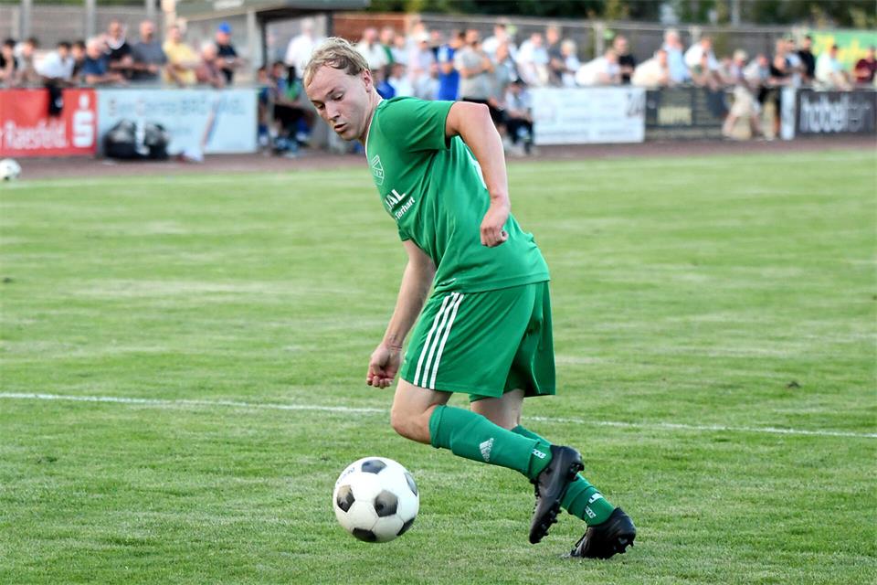 Erzielte bereits Saisontor Nummer sechs für den TSV Raesfeld: Alexander Hölling.