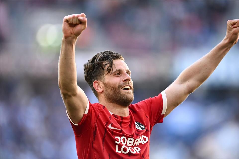 Sieg im ersten Test: Freiburg gewinnt gegen Sandhausen Erzielte die frühe Führung: Freiburgs Stürmer Lucas Höler.Silas Stein/dpa