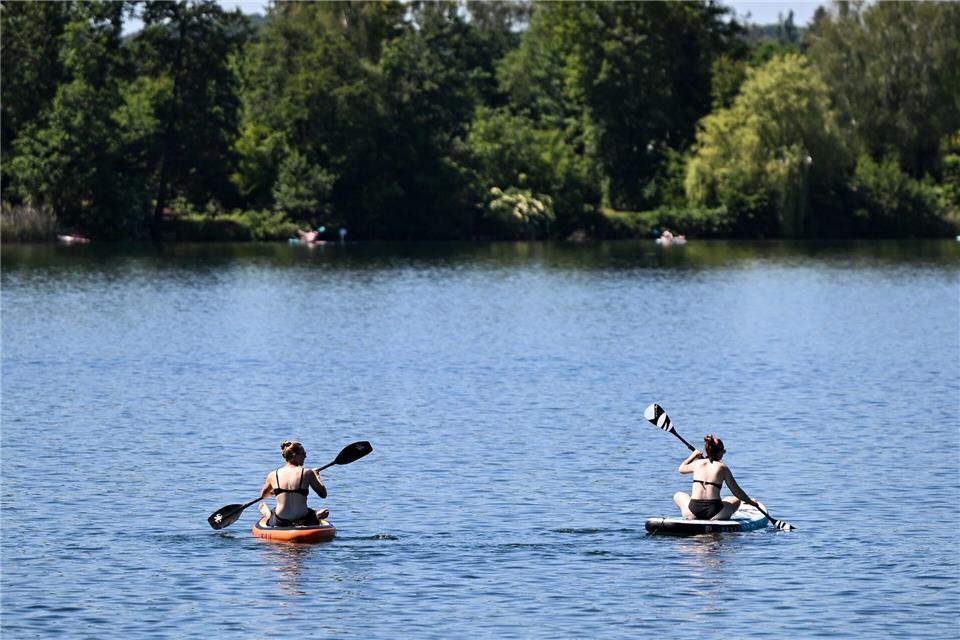 Es bleibt die nächsten Tage bei den sommerlichen Temperaturen. (Archivbild)Florian Wiegand/dpa