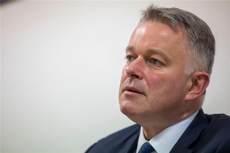 Es dürfe nicht bei einem moralischen Zeigefinger bleiben, sondern die Probleme der Menschen müssten von der Politik angegangen werden, sagt Schnieder. Helmut Fricke/dpa