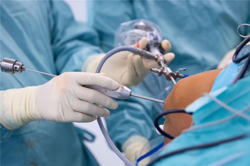 Medizinischer Dienst: 176 Behandlungsfehler in Sachsen  Es gab auch in Sachsen im vergangenen Jahr über 150 erkannte Behandlungsfehler. (Symbolbild)Sven Hoppe/dpa